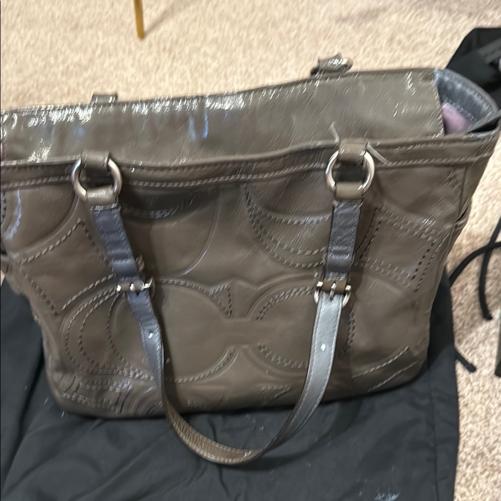 Coach Brown Leather Tote Bag with Structured Design